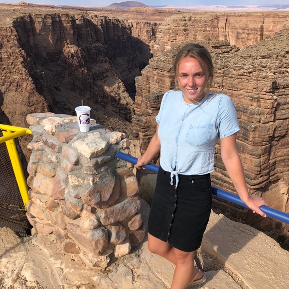 Meet your Posher, Emma - Picture 2 of 2